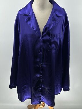 VICTORIA'S SECRET WOMEN'S SLEEP SHIRT SIZE L PURPLE SATIN LONG SLEEVE Gown